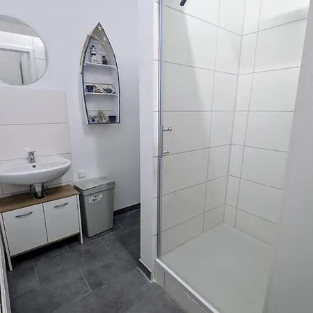 Rhin-quartier Hostel-style Хостел *