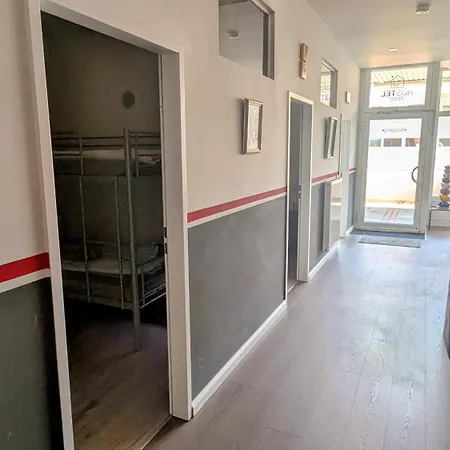 Rhin-quartier Hostel-style Райнсберг